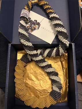 6Shadows Gold, Black & Cream Textured Hair Necklace